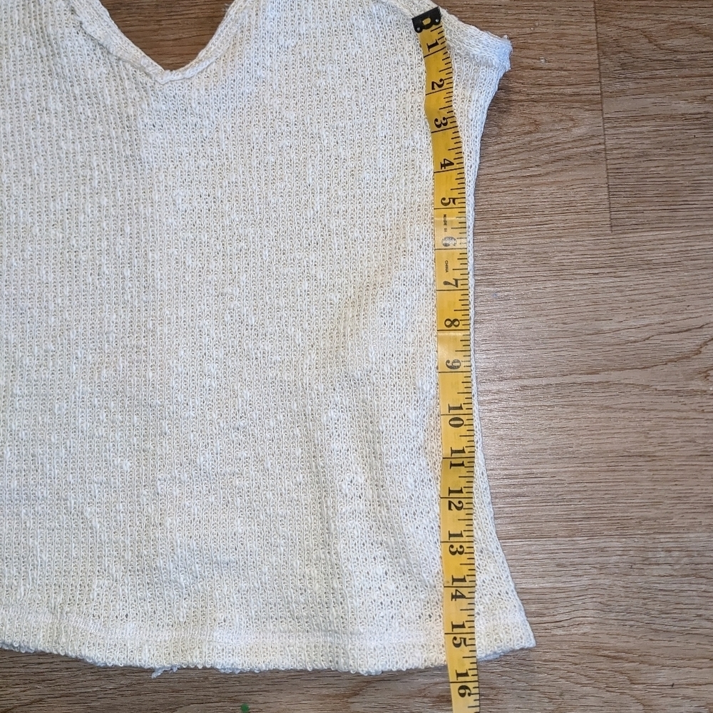 Free People NWOT Don't Go Top sz XS Textured Cream Knit​​ - Picture 13 of 14